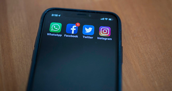 WhatsApp, Facebook ve Instagram neden çöktü?