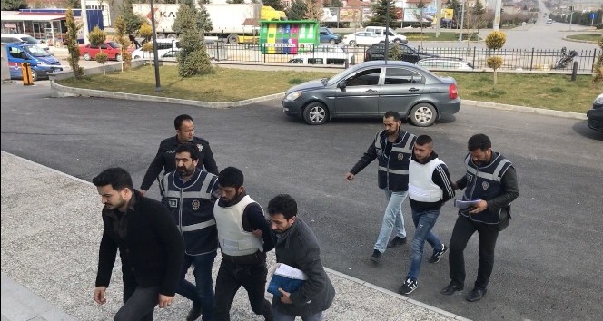Karaman’da bıçaklama olayına karışan 2 şahsa tutuklama