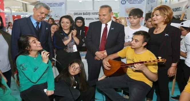 Öğrenciler, Sağlık Fuarı’nda projelerini tanıttı