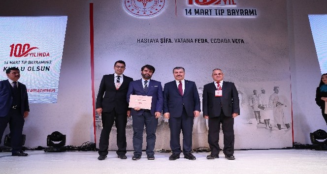 Sağlık Bakanlığı, Kırşehir’de  2 hekimi ödüllendirdi