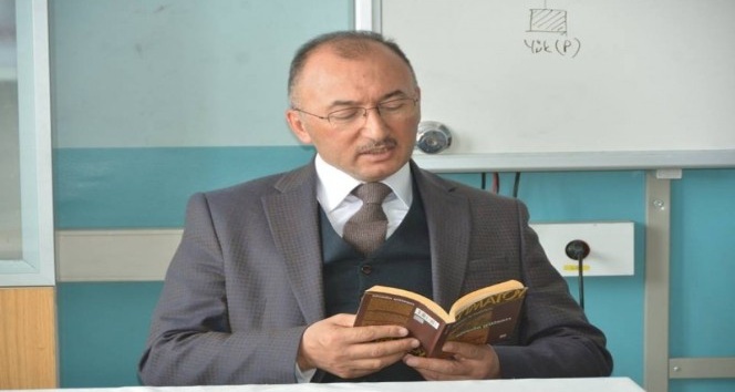 Başkan Köksoy, kitap okuma etkinliğine katıldı