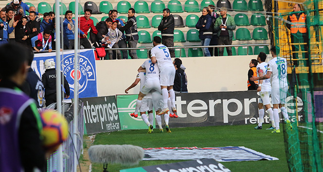 Kasımpaşa, Akhsiarspor&#039;u deplasmanda geçti