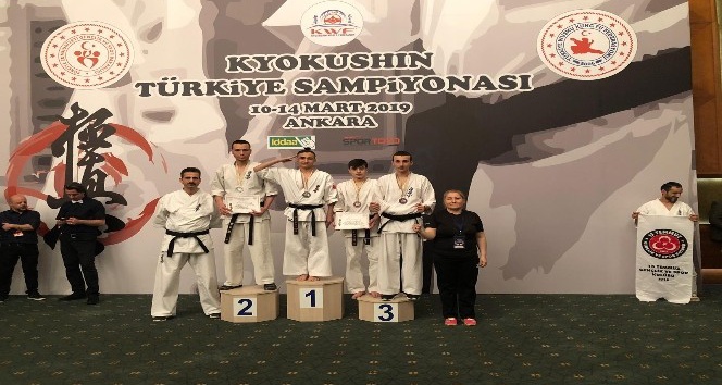 Wushu Kung Fu’da Türkiye şampiyonu oldu
