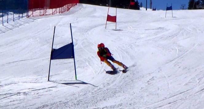 Uluslararası Alp Disiplini 1. Etap Yarışları Sarıkamış’ta başladı