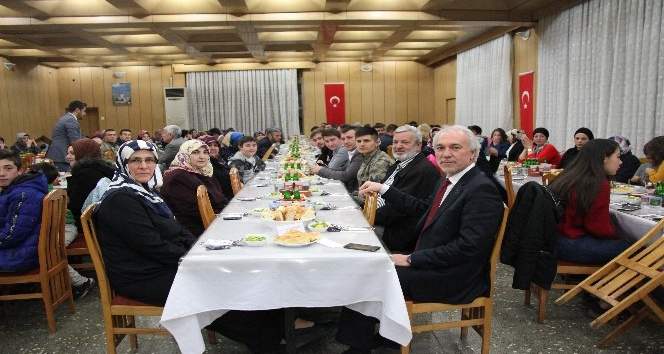 Başkan Saraçoğlu, şehit aileleriyle buluştu