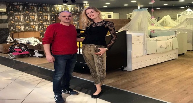 Ünlü oyuncu Wilma Elles, çocuklarına çocuk odası takımı aldı