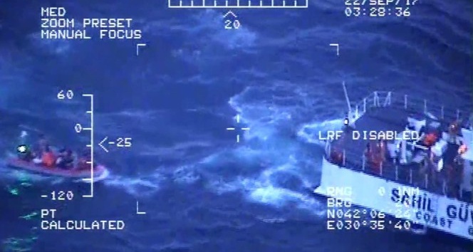 24 mültecinin can verdiği tekne kazasında organizatörler kaptanlığı mültecilere bırakmış