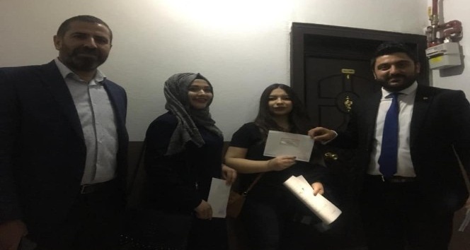 Cumhurbaşkanı Erdoğan’ın mektubu gençlere teslim edildi