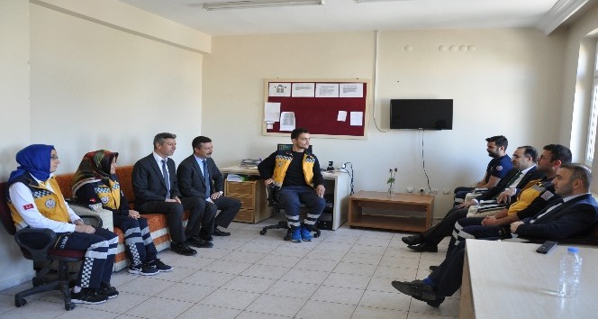 İl Sağlık Müdürü Arslan 112 personelleri ile bir araya geldi
