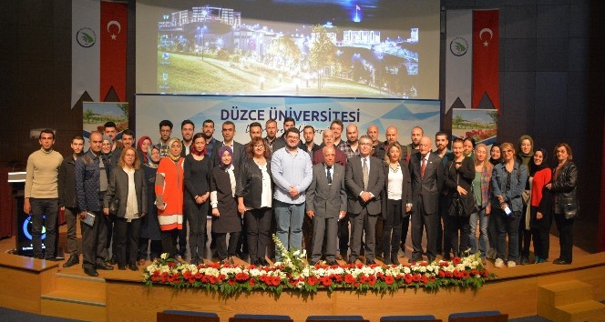 Düzce Üniversitesi’nde Kıbrıs barış harekatı konuşuldu