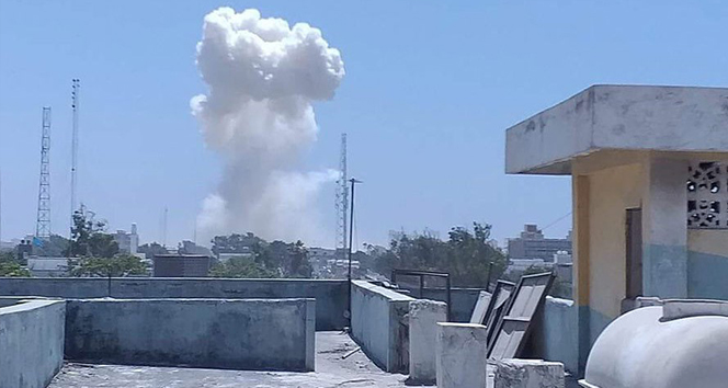 Mogadişu’da çifte patlama: 2 ölü