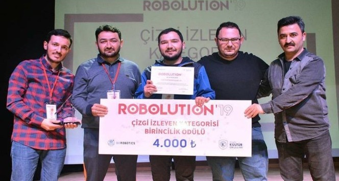 Giresun Üniversitesi’ne robotik yarışmasında çifte ödül
