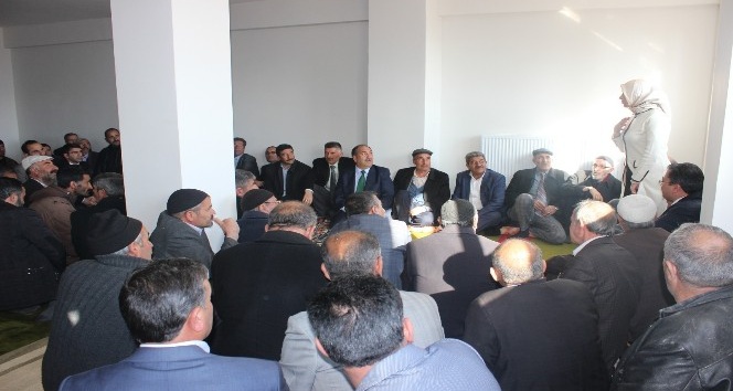 AK Partili Taşkesenlioğlu: “Söz konusu toplantı asla camide yapılmamış, köy konağında düzenlenmiştir”