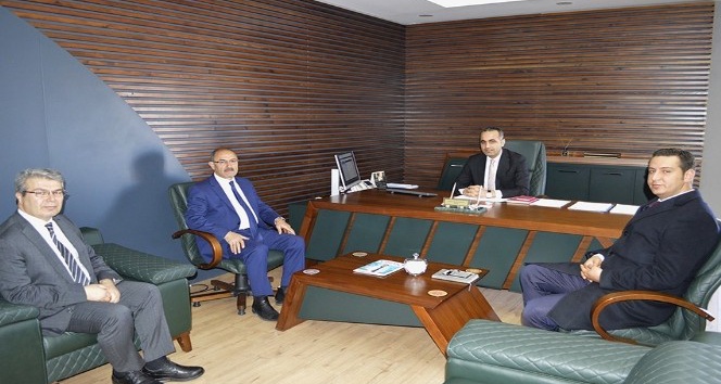 Başkan Demir, Hayvan Hastanesi’ni ziyaret etti