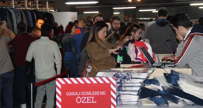 Beklenen '212 Fırsat Garajı' kapılarını açtı