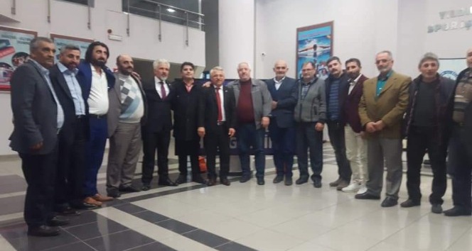 Özbek seçim çalışmalarına gece de devam ediyor