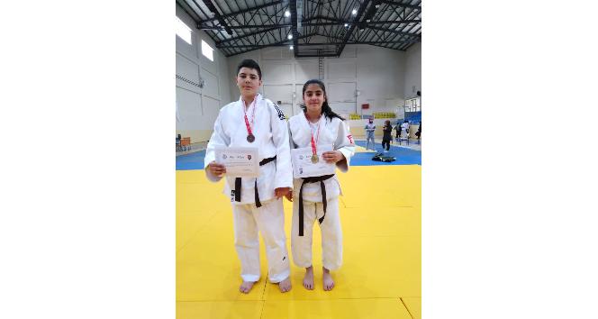 Sivassporlu judocular madalya ile döndü