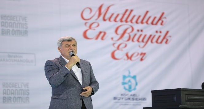 Karaosmanoğlu, belediye personeline veda etti