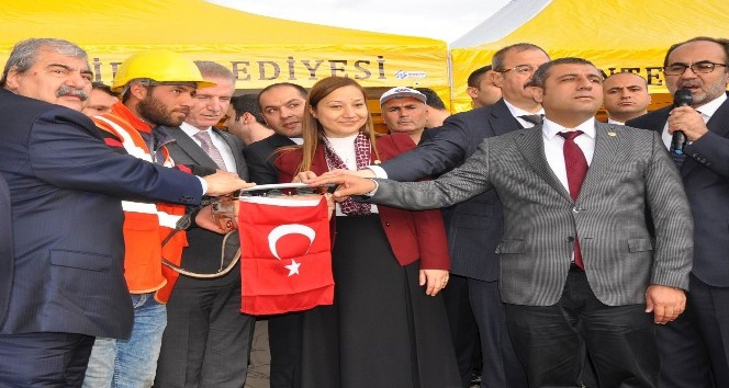 İslahiye Abdulkadir Konukoğlu Camisi’nin temeli atıldı