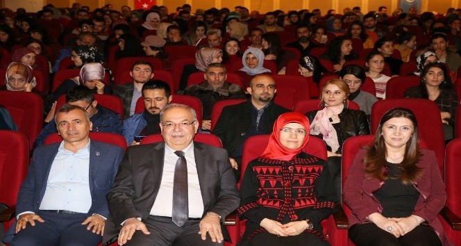 "Gül’e Ağıt" tiyatro oyunu tam not aldı