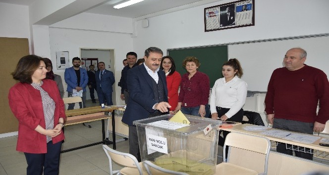 Burdur’da 753 sandıkta 199 bin 90 seçmen sandık başına gidiyor