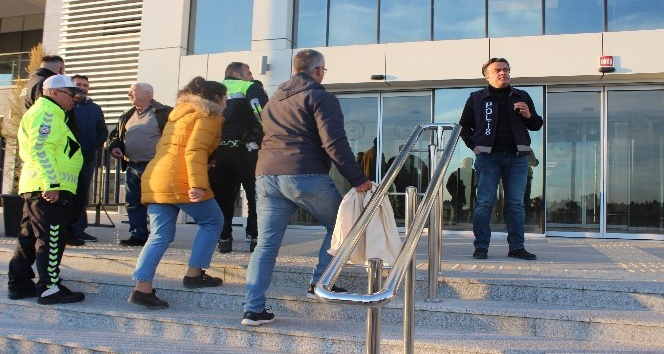 Kırklareli’nde oylar adliyeye teslim ediliyor