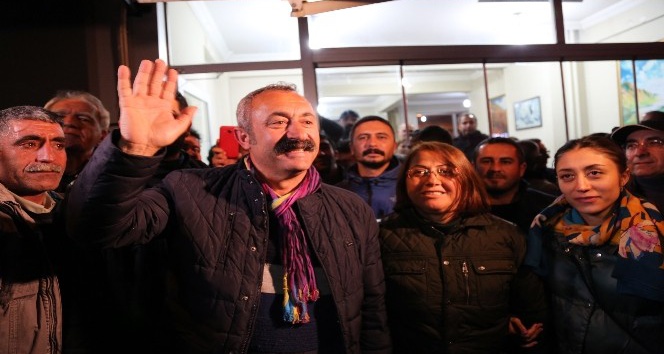 Tunceli’de komünist başkan kazandı