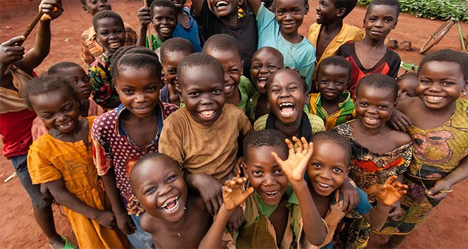 Kardeş Eli Berat Kandili’nde Afrika'nın sahipsiz çocuklarıyla buluşacak