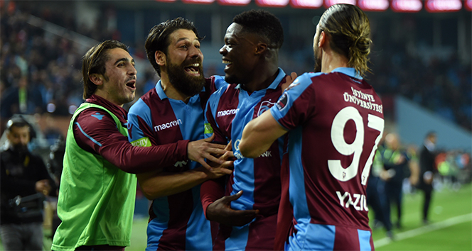 Trabzonspor, Antalyaspor&#039;u 4 golle geçti