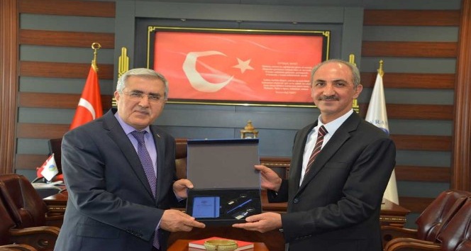 Rektör Niyazi Can, KAEÜ’si projelerini inceledi