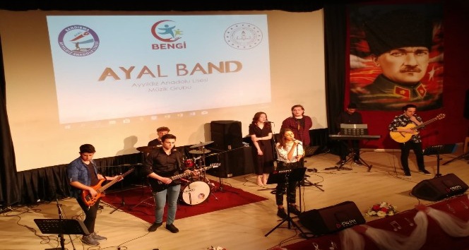 Lise Öğrencilerinden muhteşem Konser