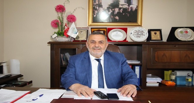 Akyazı Belediyesi’nde başkan yardımcıları görevlerine başladı