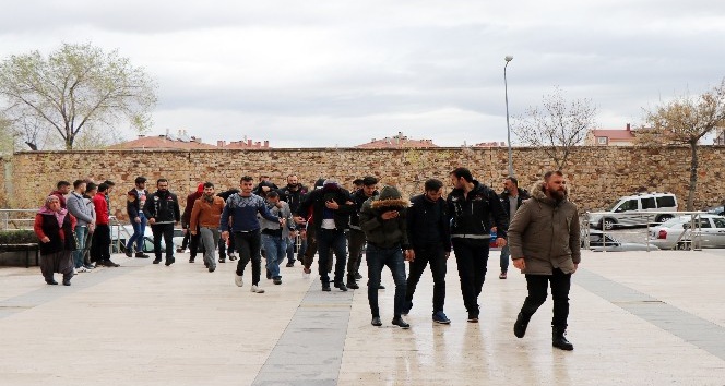Nevşehir’de uyuşturucu taciri 14 kişi adliyeye sevk edildi