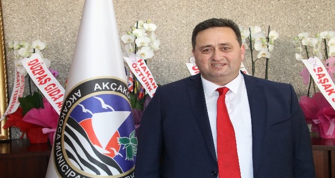 Akçakoca Belediye Başkanı Yanmaz görevine hızlı başladı