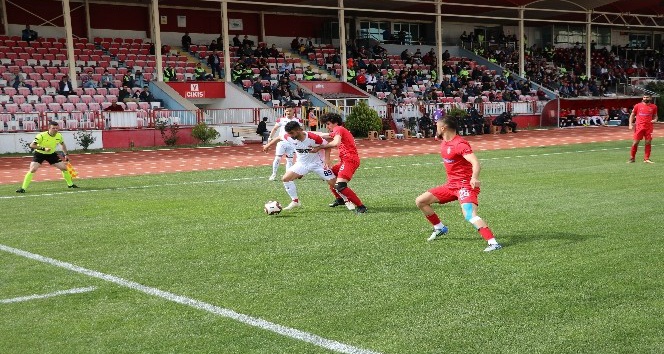 TFF 2. Lig: Kahramanmaraşspor: 1 - Bak Spor Kulübü: 1