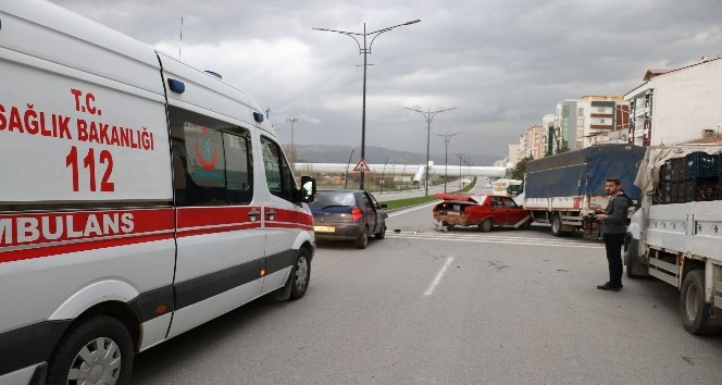 Sivas’ta trafik kazası 2 yaralı