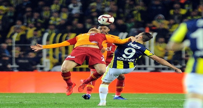 Spor Toto Süper Lig: Fenerbahçe: 1 - Galatasaray: 1 (Maç sonucu)