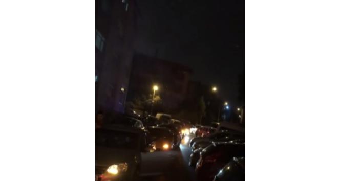 (Özel) İstanbul’da asker konvoyunda “drift” terörü kamerada