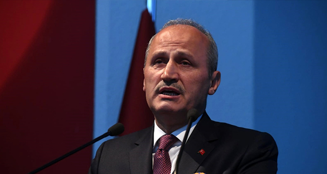 Ulaştırma ve Altyapı Bakanı Turhan &#039;Evde Kal&#039; kampanyasına destek verdi