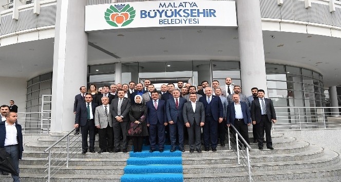 AK Parti’den Belediye Başkanı Gürkan’a ziyaret