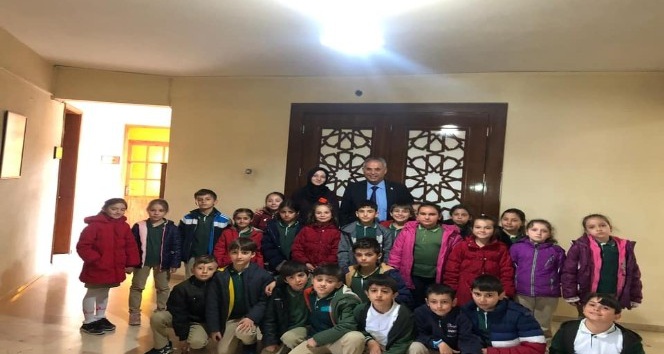 Minik öğrencilerden Başkan Yaman’a ziyaret