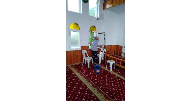 Mezitli’deki ibadethaneler Ramazan’a hazırlanıyor