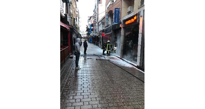 Kafeler Caddesi’nde korkutan yangın