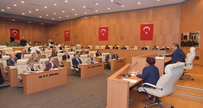 Çukurova Belediye Meclisi’nde komisyonlar belirlendi