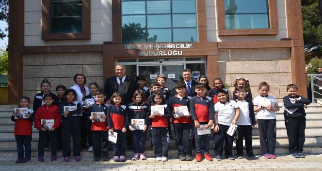 Başkan Çerçi öğrencileri konuk etti