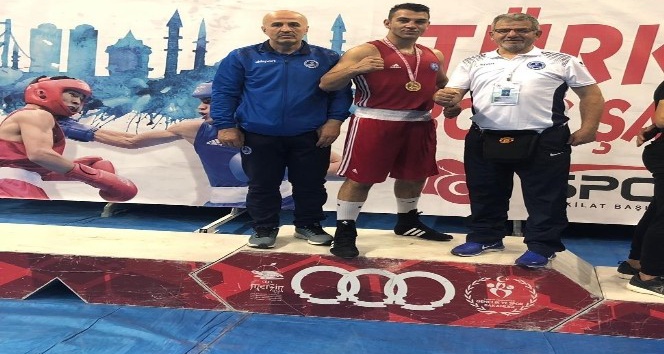 Kağıtsporlu Samet Türkiye Şampiyonu