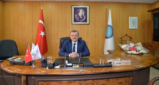 Bursa Uludağ Üniversitesi’nde Prof. Dr. Kılavuz görevi devraldı