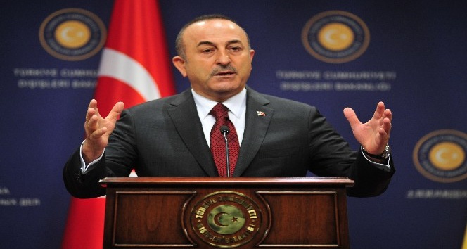 Dışişleri Bakanı Mevlüt Çavuşoşlu, “S-400 Türkiye’de olursa, F-35’in sistemine girer iddialarını doğru bulmuyoruz” dedi.