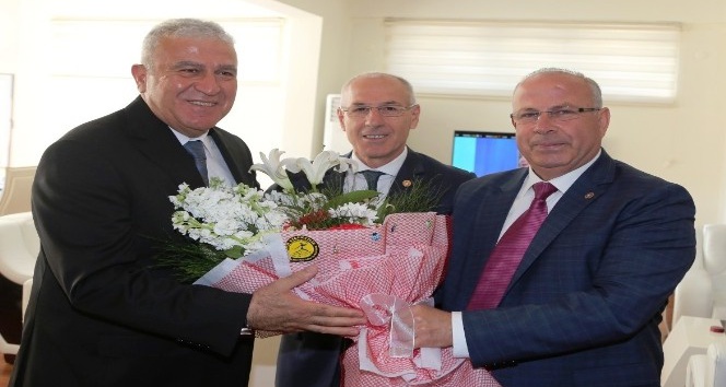 Türk-İş İl Temsilcisi  Aydın’dan Başkan Atay’a tebrik ziyareti