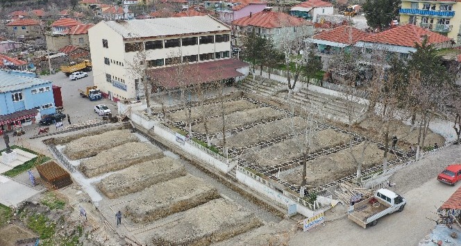 Bozkurt’ta sosyal tesis ve pazaryeri inşasına başlandı